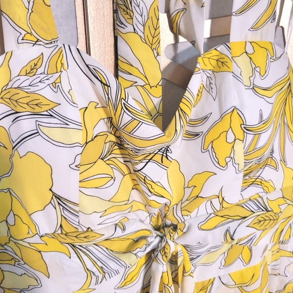 NWOT BAR111 Yellow Floral Print Maxi Halter Dress - Picture 2 of 14
